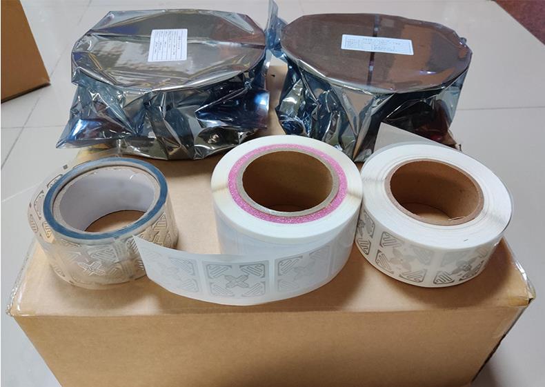 UHF超高頻遠距離讀取RFID電子標簽物流倉儲資產管理NFC標簽3