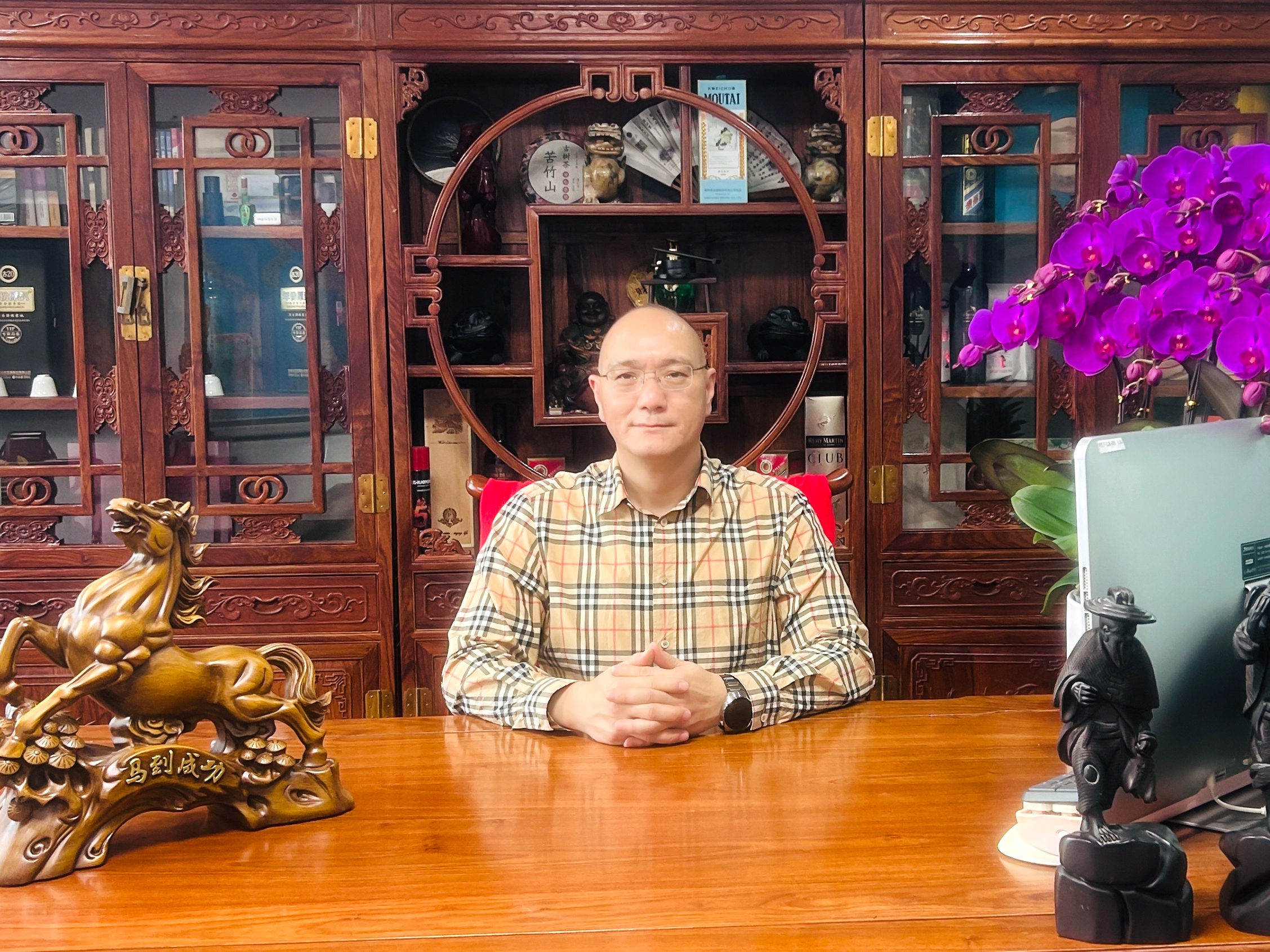 共創(chuàng)業(yè) 同發(fā)展 共分享 —— 卡立方集團(tuán)創(chuàng)始人董事長方煌達(dá)發(fā)表2026新年賀詞