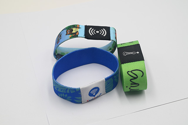 新型校園智能卡-為學(xué)生們“保駕護(hù)航” 新型校園智能卡-為學(xué)生們“保駕護(hù)航”